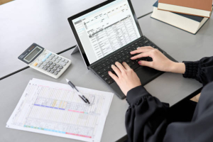 How to Do a Self-Employed Tax Return Online in the UK